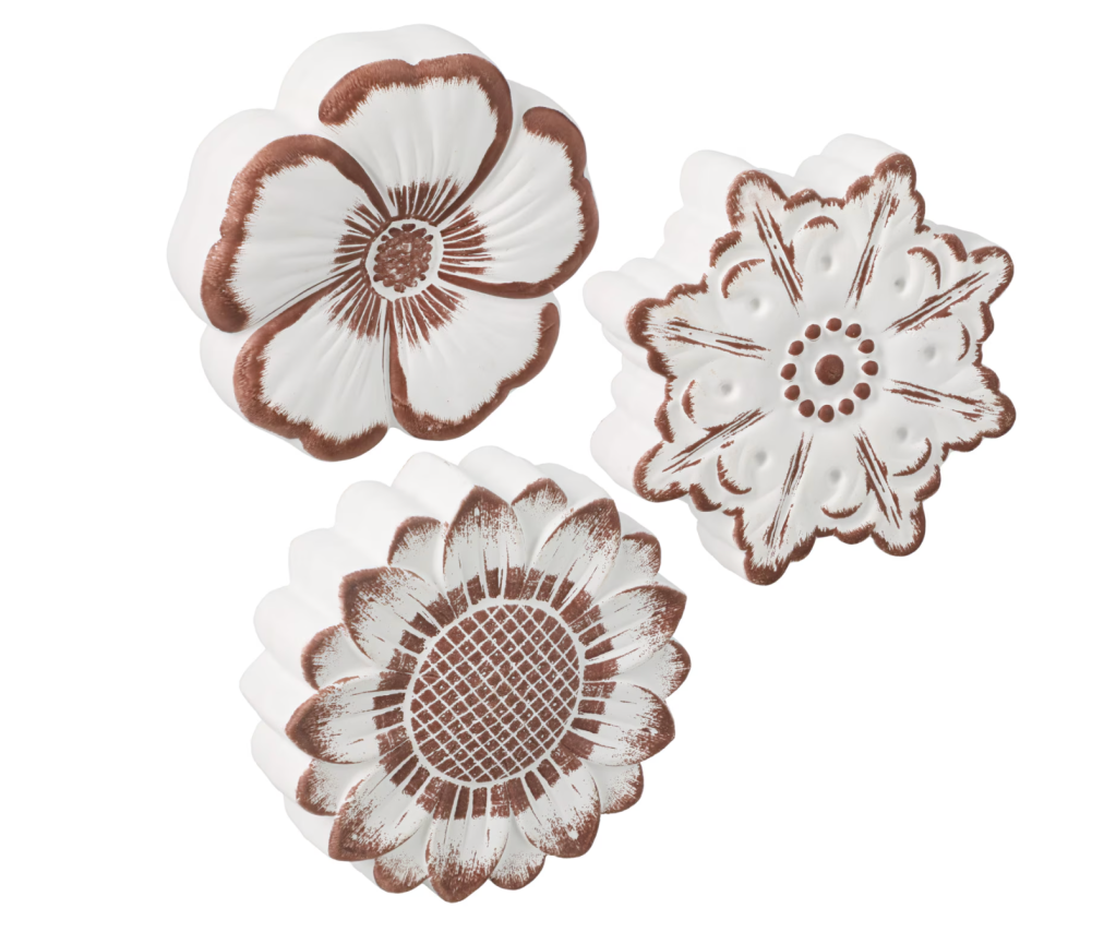 carved flower