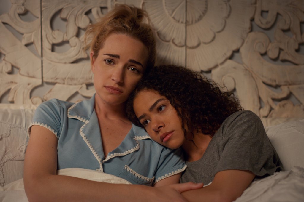 Brianne Howey as Georgia Miller and Antonia Gentry as Ginny Miller in 'Ginny & Georgia'