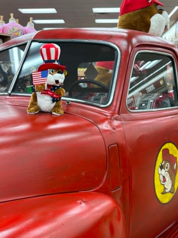 Buc-ees patriotic plush