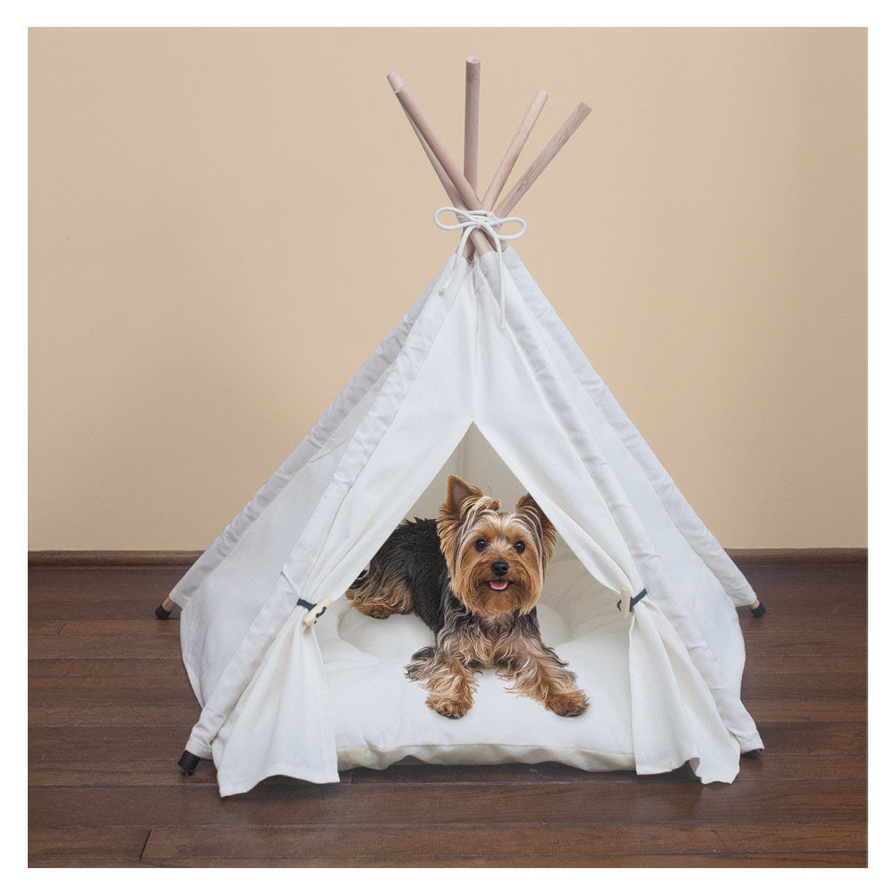 Glamping-style pet bed looks like a tent