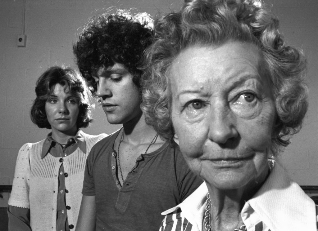 Pippin stars Irene Ryan, Jill Clayburgh and John Rubenstein during a rehearsal break in August 1972. 