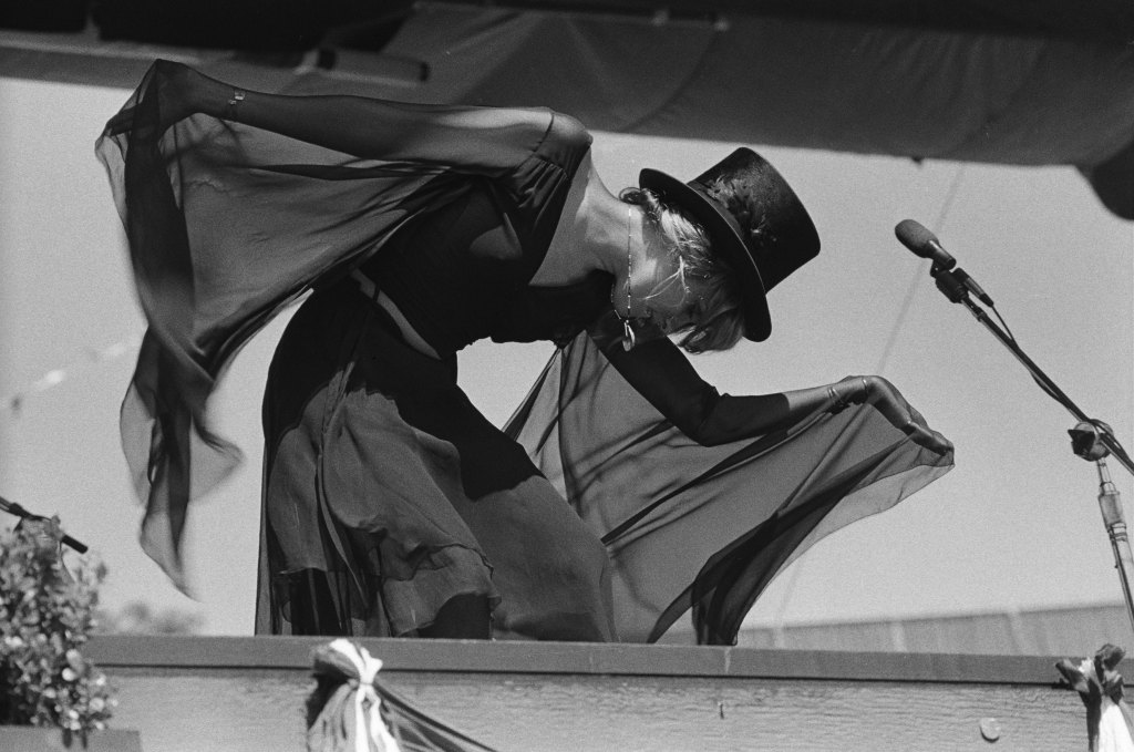 Stevie Nicks of Fleetwood Mac performs live at The Oakland Coliseum in 1977 