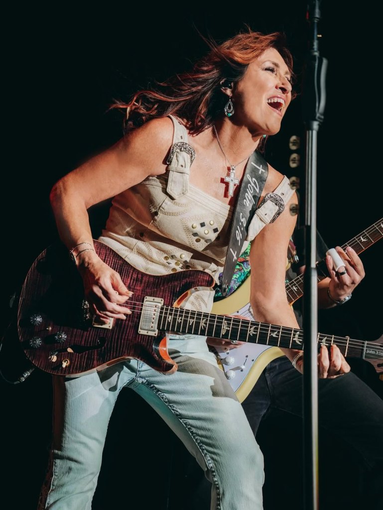 With nine No. 1 hits, Jo Dee is a country icon
