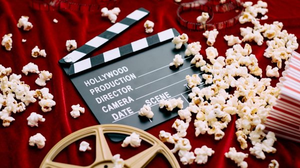 historical fiction books to movies​