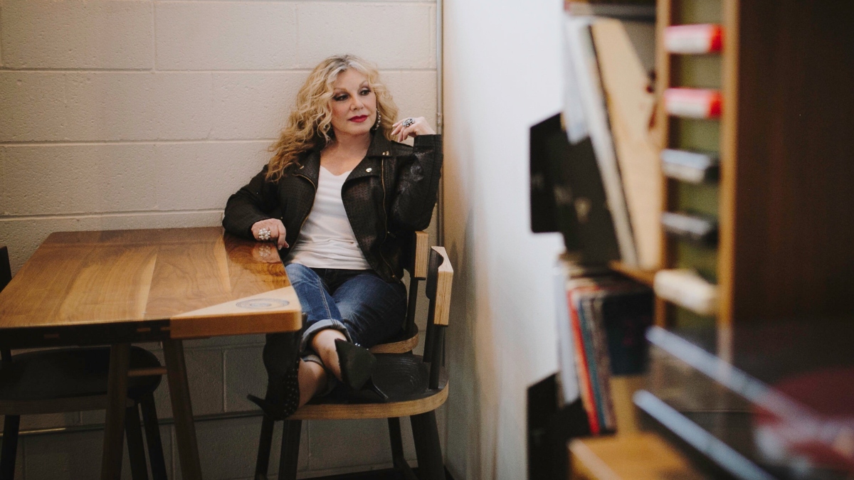 Stella Parton