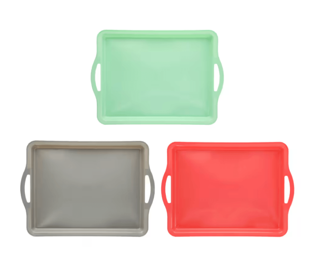 Plastic trays
