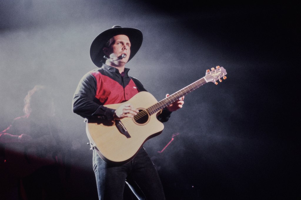 Garth Brooks, 1994
