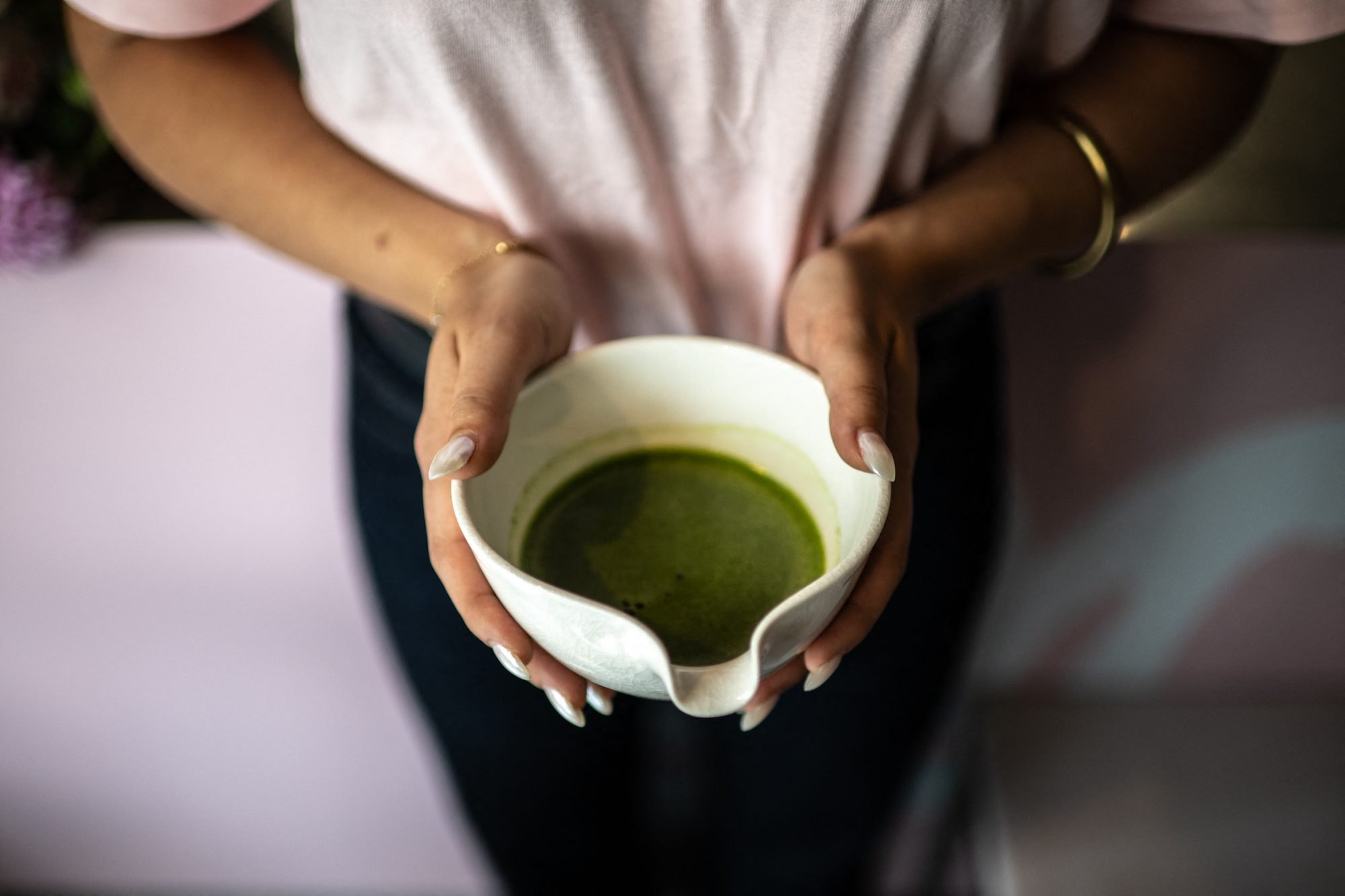 Nighttime Sipping for Better Sleep: Which Drinks Actually Help You Fall Asleep Faster