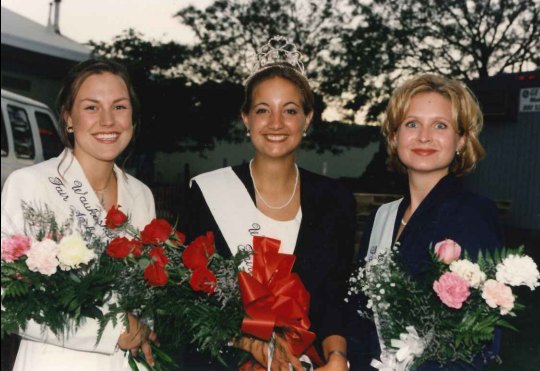 Shari (middle) at the 1997 Waukesha Fairest of the Fair