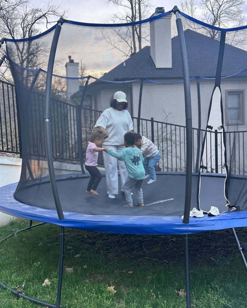 CeCe Winans enjoying time with her grandchildren