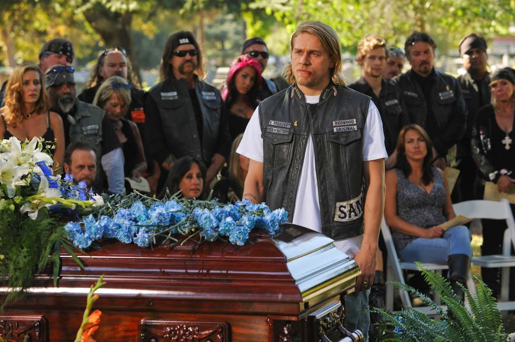 Charlie Hunnam, Johnny Lewis, Tommy Flanagan, Sons of Anarchy, 2008