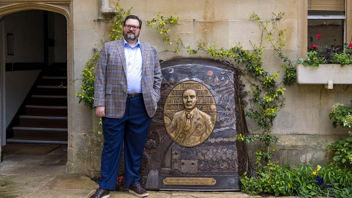 What's Next for Brandon Sanderson? 6 Major Projects Fans Should Know