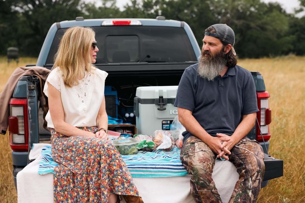 Jep and Jess Robertson in Jep & Jess: Beyond the Bayou, 2026