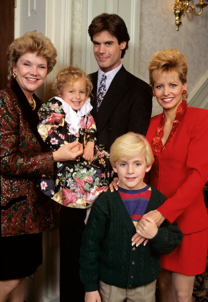 Erika Slezak (Viki), Hayden Panettiere (Sarah), Tuc Watkins (David), Tyler Noyes (C.J.) and Krista Tesreau (Tina) star on 'One Life to Live'