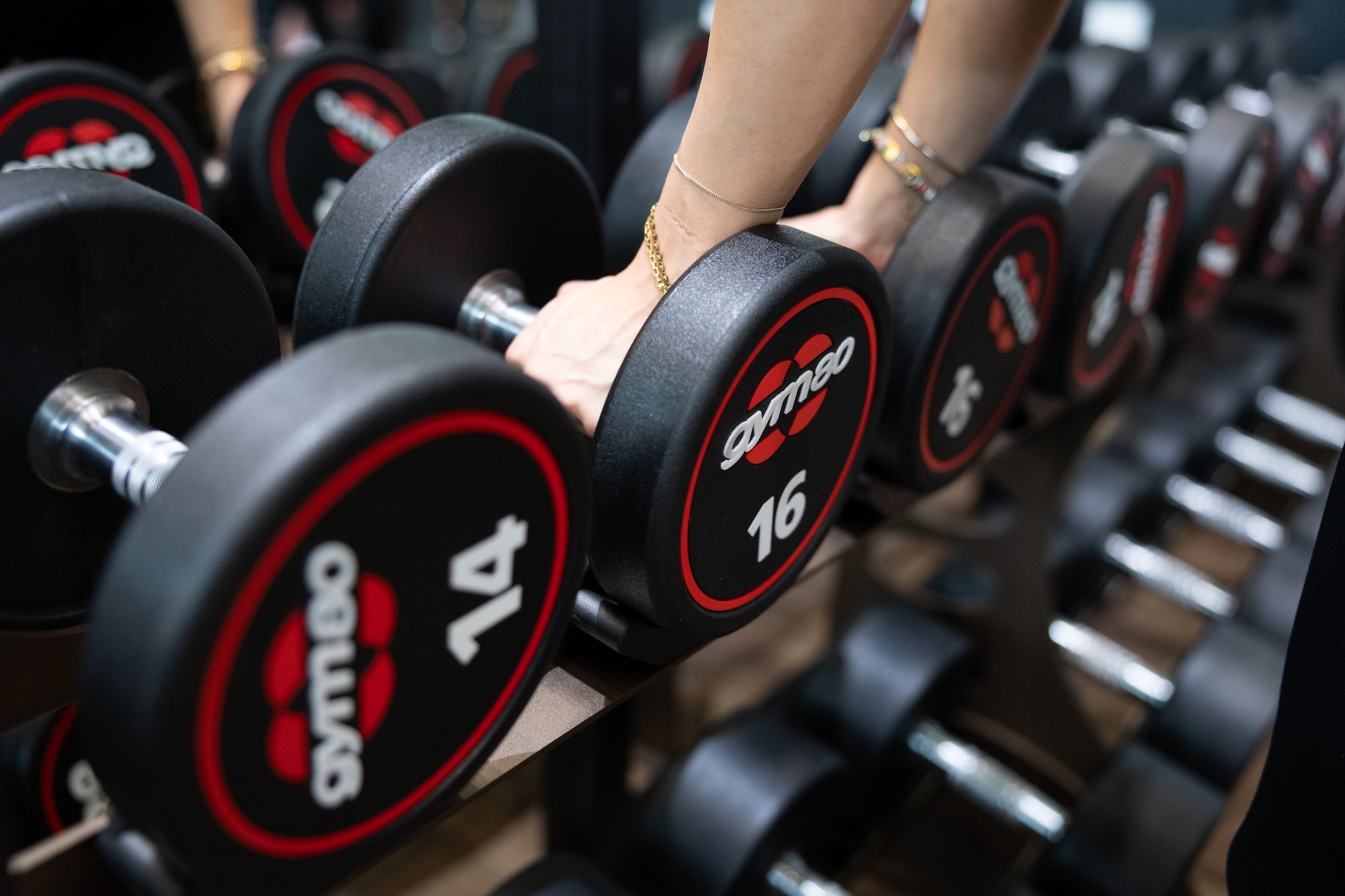 Experts Share the Right Way to Restart Strength Training in the Gym