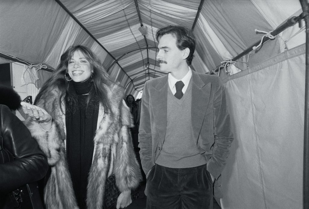 Carly Simon and James Taylor (1976)