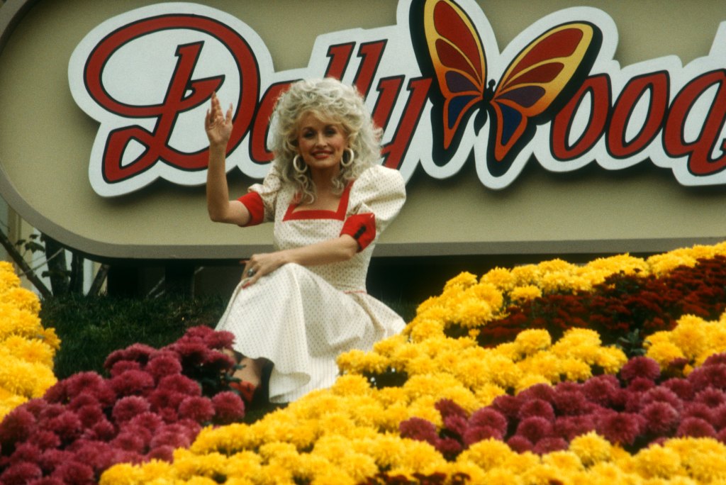Dolly at Dollywood