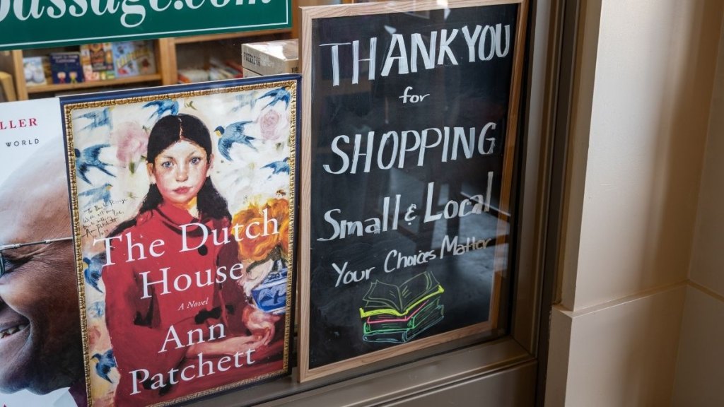 Outside Parnassus Books