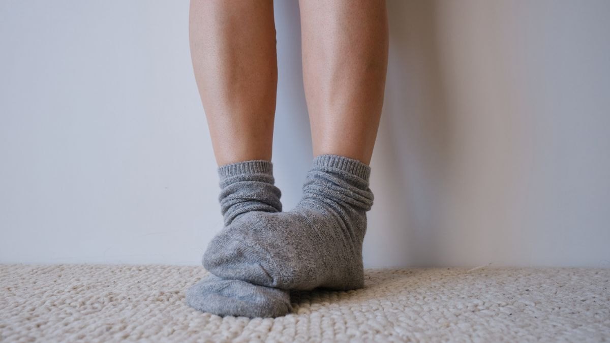 What Causes Cold Feet? It May Be Your Diet Coke—Not Poor Circulation