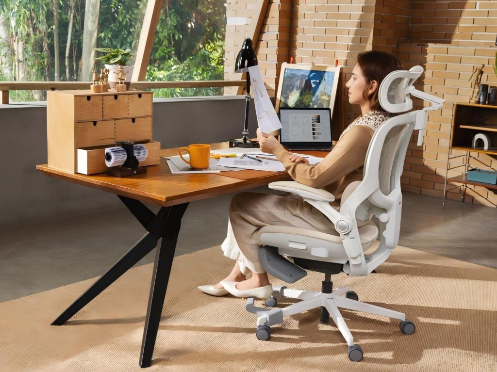 CabeVibe CabLady S2 Chair for Petite Women
