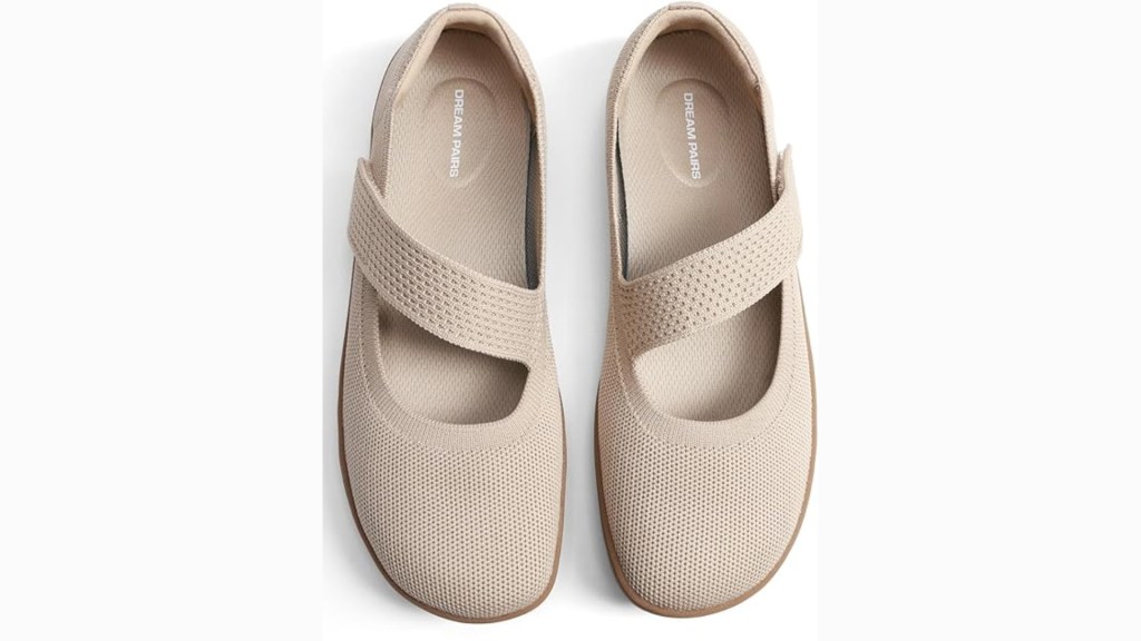 DREAM PAIRS Women's Mary Jane Wide Toe Ballet Flats