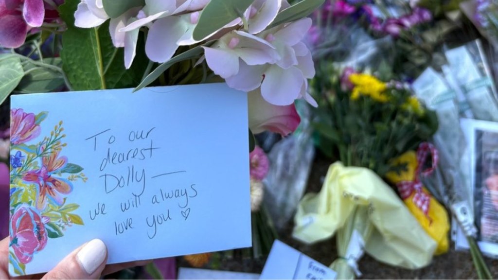 Dolly partons house memorial