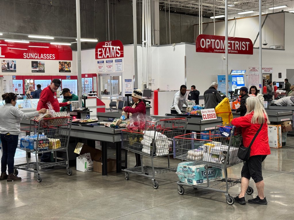 Costco shoppers