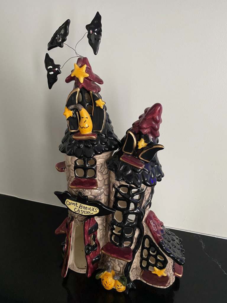 Count Batula's Castle by Blue Sky Clayworks