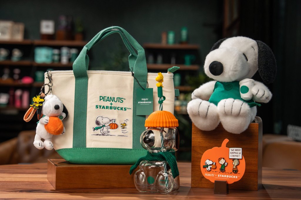 starbucks snoopy collection