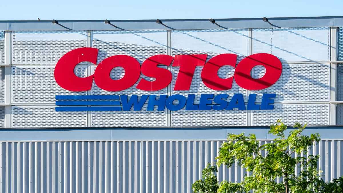Costco’s $6.25 Christmas Tumblers Dupe $16 Anthropologie Icon Glasses—and Shoppe...