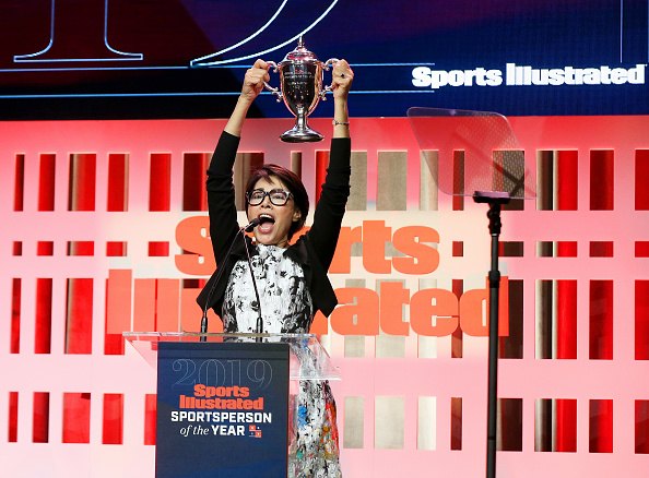 Ann presenting at the Sports Illustrated Spokesperson of the Year (2019)