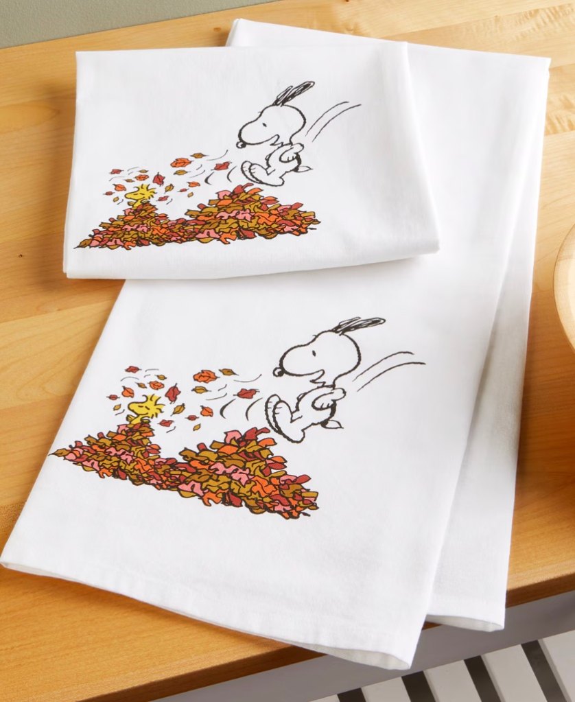 snoopy towels