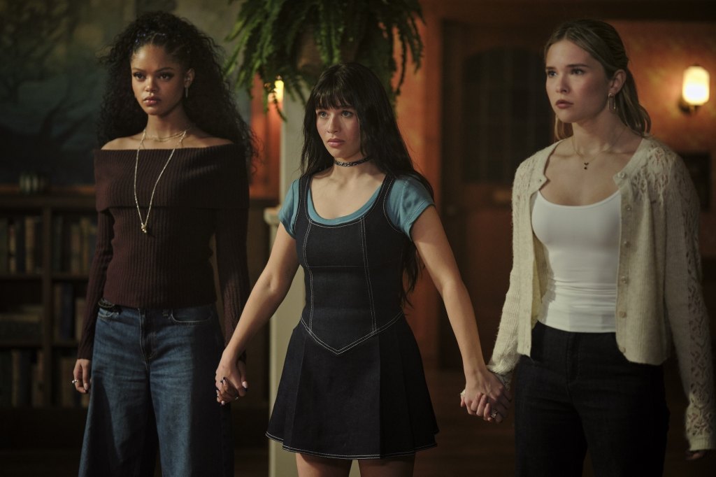 Jordan Leftwich, Malina Pauli Weissman and Ora Duplass in 'Coven Academy'