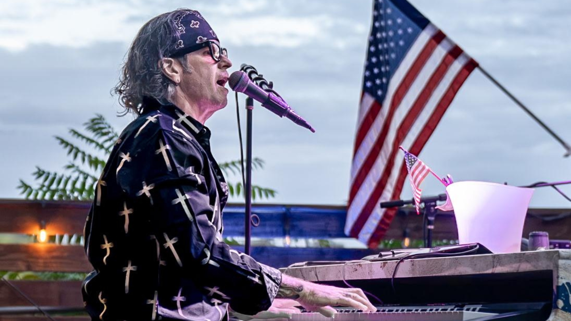 Ryan Bueter, founder and lead performer of The Killer Dueling Pianos